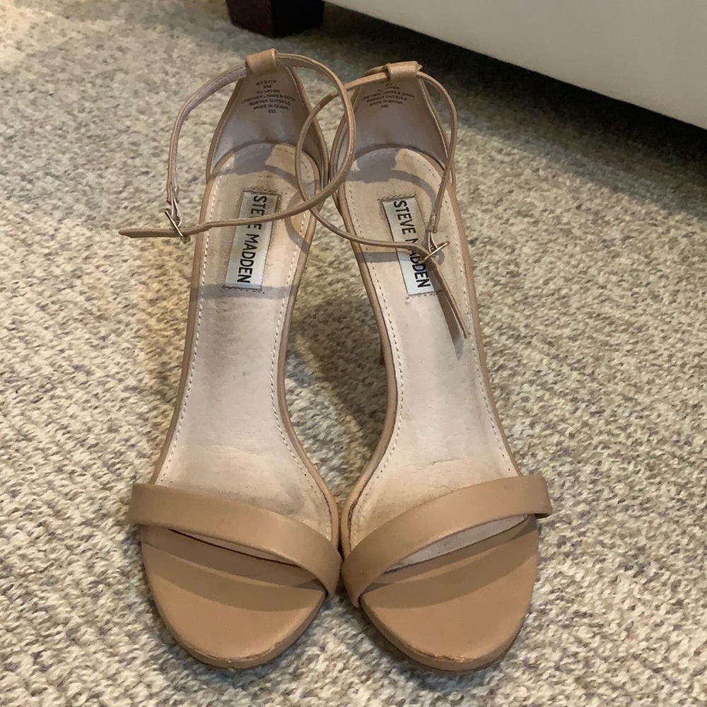 Steve Madden nude strappy heels